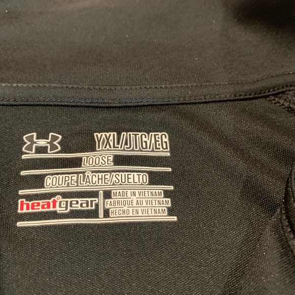 Under Armour Pullover - Picture 2 of 5